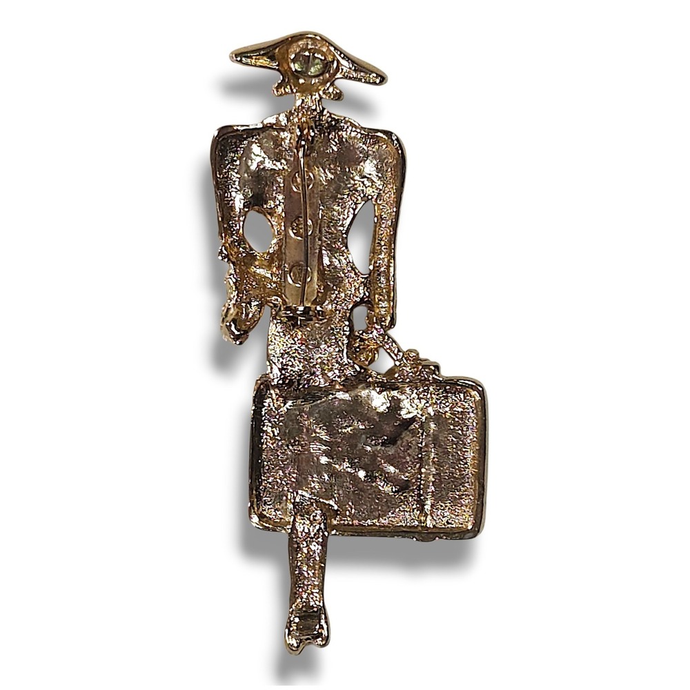 Vintage Traveler Woman Lady Brooch Gold Tone Figural Hat Suitcase Tourist Pin OS - Picture 3 of 5